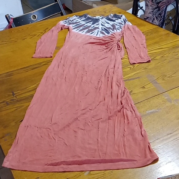 Young Broke & Fabulous MEDIUM YFB WOMEN Long Dress Tie Dye MULTICOLOR NEW Brown - Picture 1 of 9